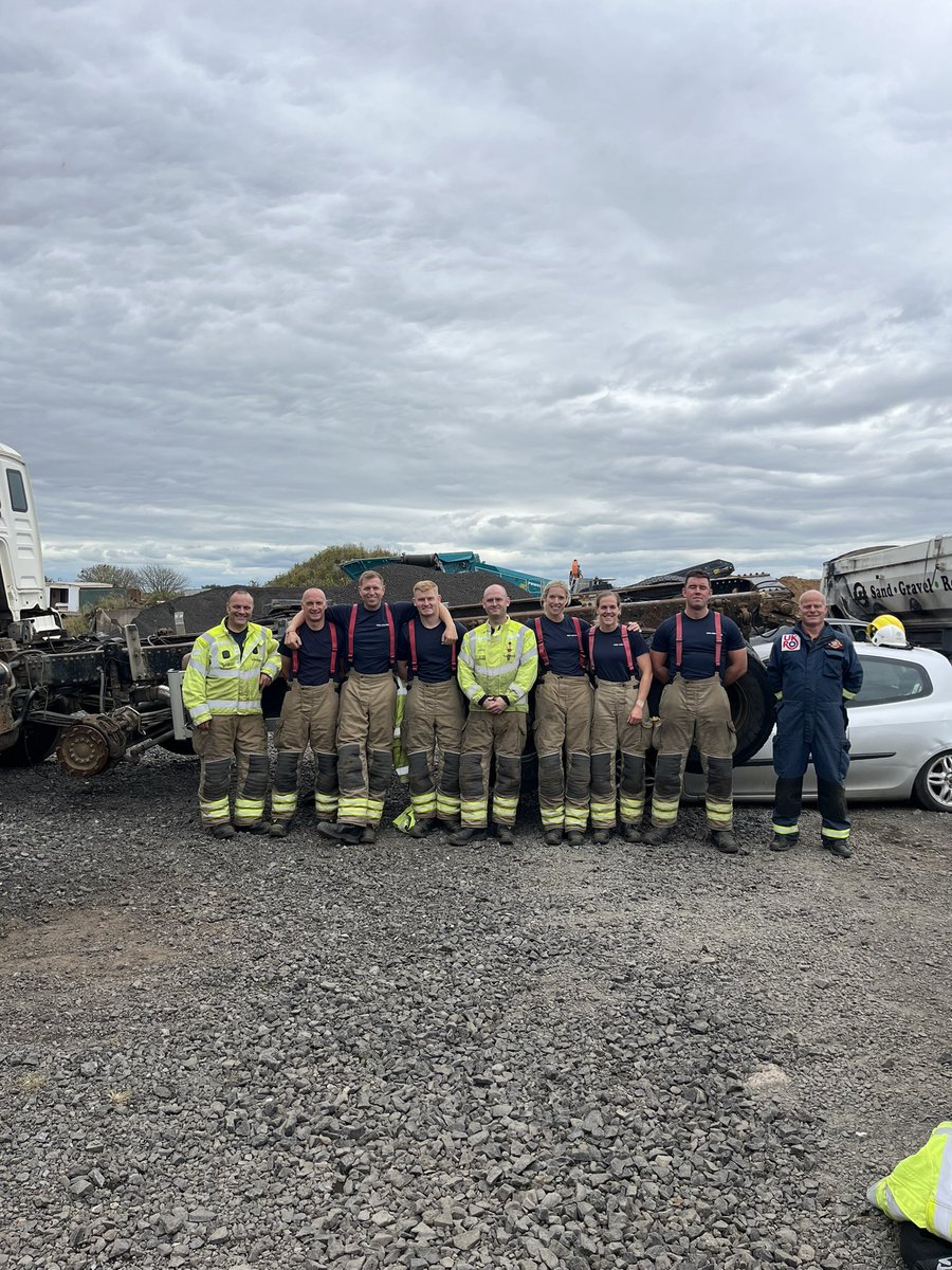 GLTechRescue's tweet image. 4x Heavy Rescue Operators courses completed for @NlandFRS based around their equipment profile, mobilisation model and shift pattern. 
Thanks to all the watches at West Hartford for your efforts and engagement. 
Thanks to @HolmatroUK and @VimpexMartin 
@_ukro @NFCC_FireChiefs