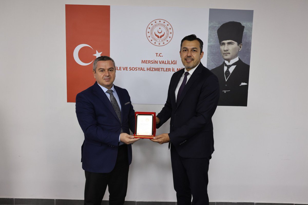 DOĞALGAZDA ŞEHİT YAKINLARI VE GAZİLERE YÜZDE 50 İNDİRİM mersingazetesi.com/index.php/2025… # #Gündem  
<a href="/tcailesosyal/">T.C. Aile ve Sosyal Hizmetler Bakanlığı</a> <a href="/ashb_sehitgazi/">Şehit Yakınları ve Gaziler Genel Müdürlüğü</a> <a href="/Aksa_Cukurova/">Aksa Doğalgaz Çukurova</a>