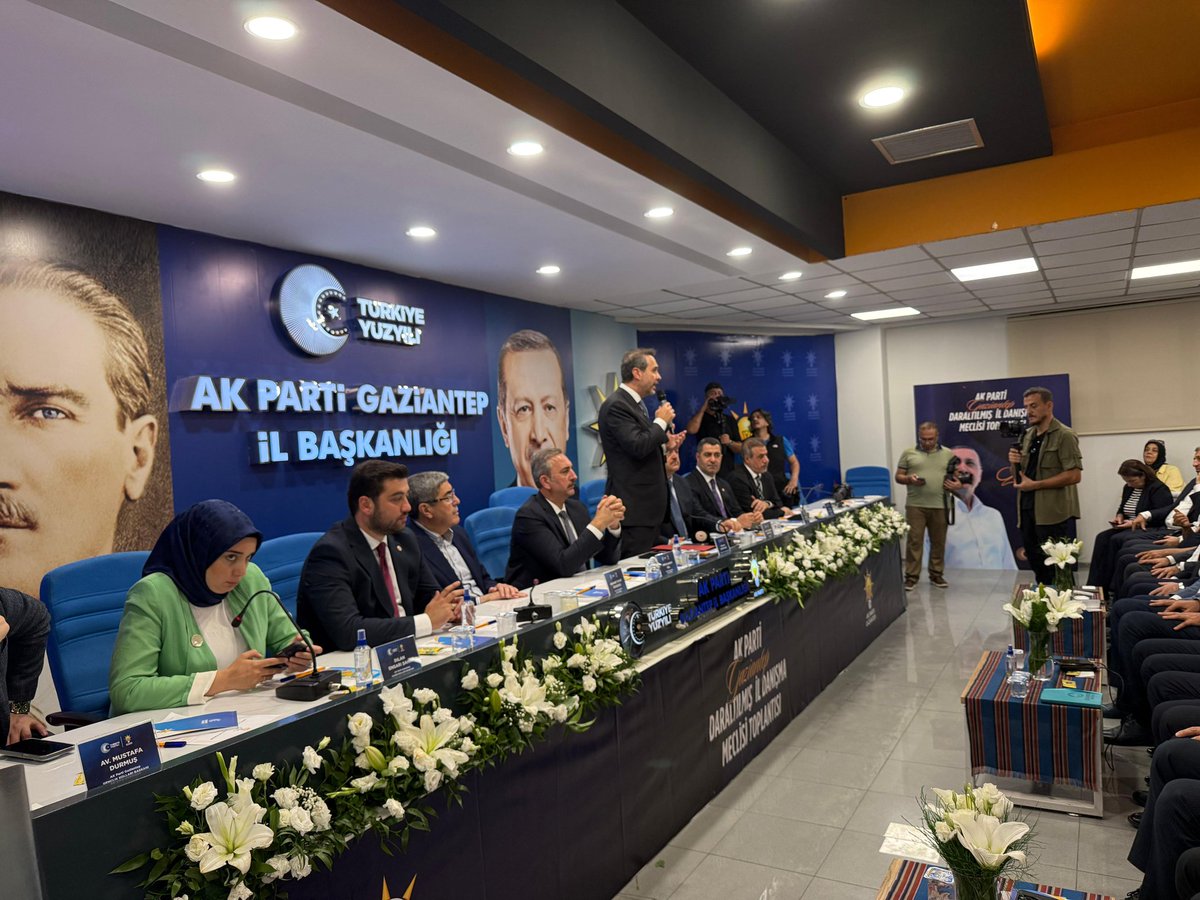 Abdulhamit Gül (@abdulhamitgul) on Twitter photo Enerjimiz, sanayimiz, sağlığımız, eğitimimiz, yerli teknolojimiz ve en önemlisi kardeşliğimizle hep birlikte omuz omuza Türkiye Yüzyılı'nı yükseltiyoruz.
<a href="/aBayraktar1/">Alparslan Bayraktar</a>
📍AK Parti Gaziantep İl Başkanlığı Enerjimiz, sanayimiz, sağlığımız, eğitimimiz, yerli teknolojimiz ve en önemlisi kardeşliğimizle hep birlikte omuz omuza Türkiye Yüzyılı'nı yükseltiyoruz.
<a href="/aBayraktar1/">Alparslan Bayraktar</a>
📍AK Parti Gaziantep İl Başkanlığı