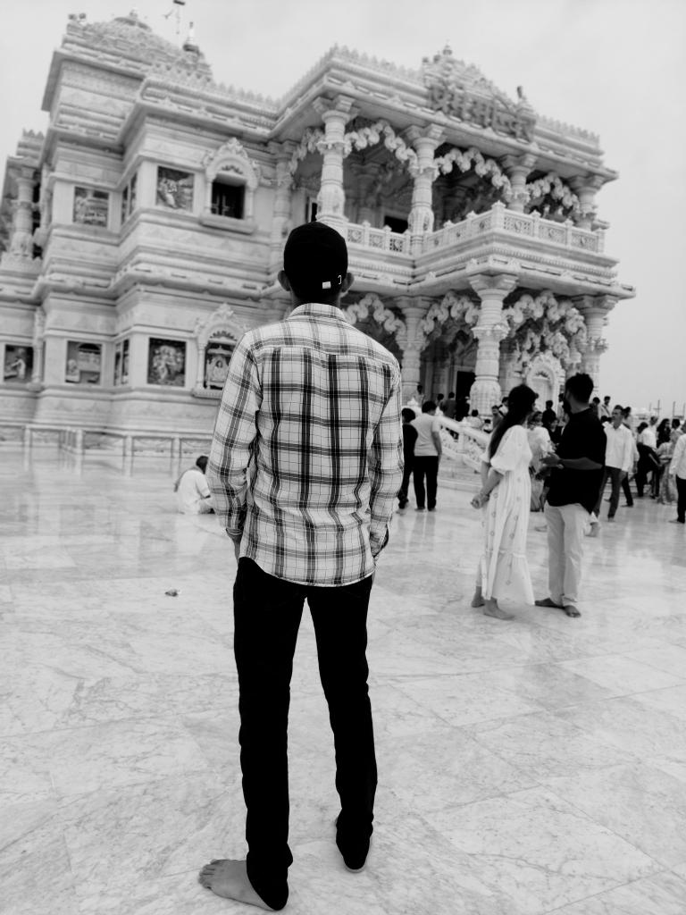 gsuthar88's tweet photo. प्रेम मंदिर 🤍 https://t.co/c5eQZL2ADL
