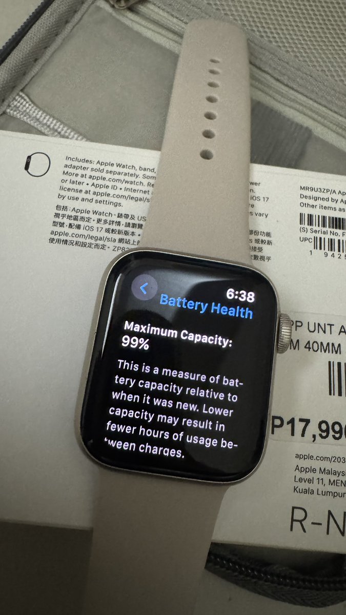 Apple Watch SE 2nd Gen 40mm (Starlight)
📦 Complete with box
🪙 Bought for ₱17,990 – Selling for only ₱12,000
🔋 Battery Health: 99%
🧼 Excellent condition

📍 Inclusions:
✅ Apple Watch
✅ All straps &amp; bands shown in photo
✅ Watch cases

📍 Meet-up: Gateway or Araneta QC