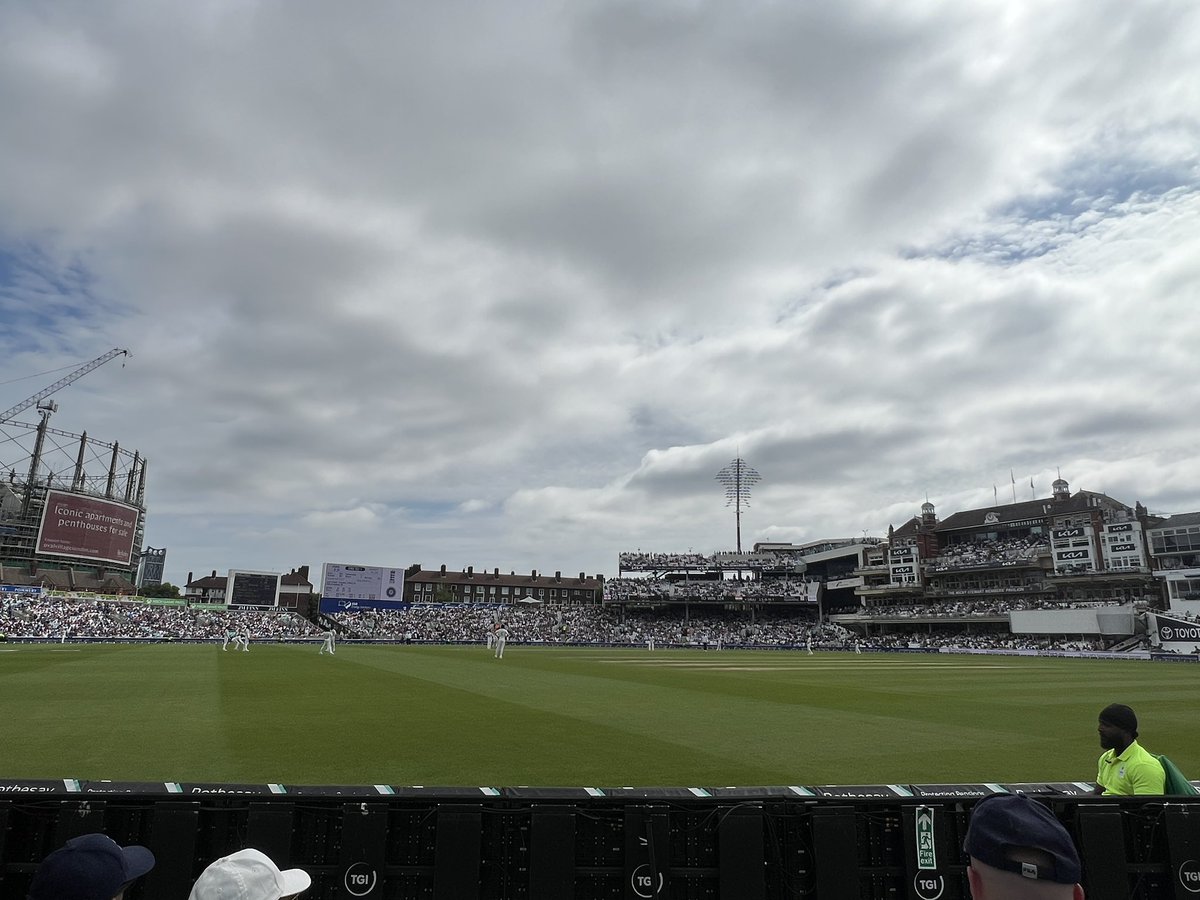 ChandaPatel's tweet photo. A game of bat and ball 🏏 
#ENGvIND https://t.co/22awpvIqaj