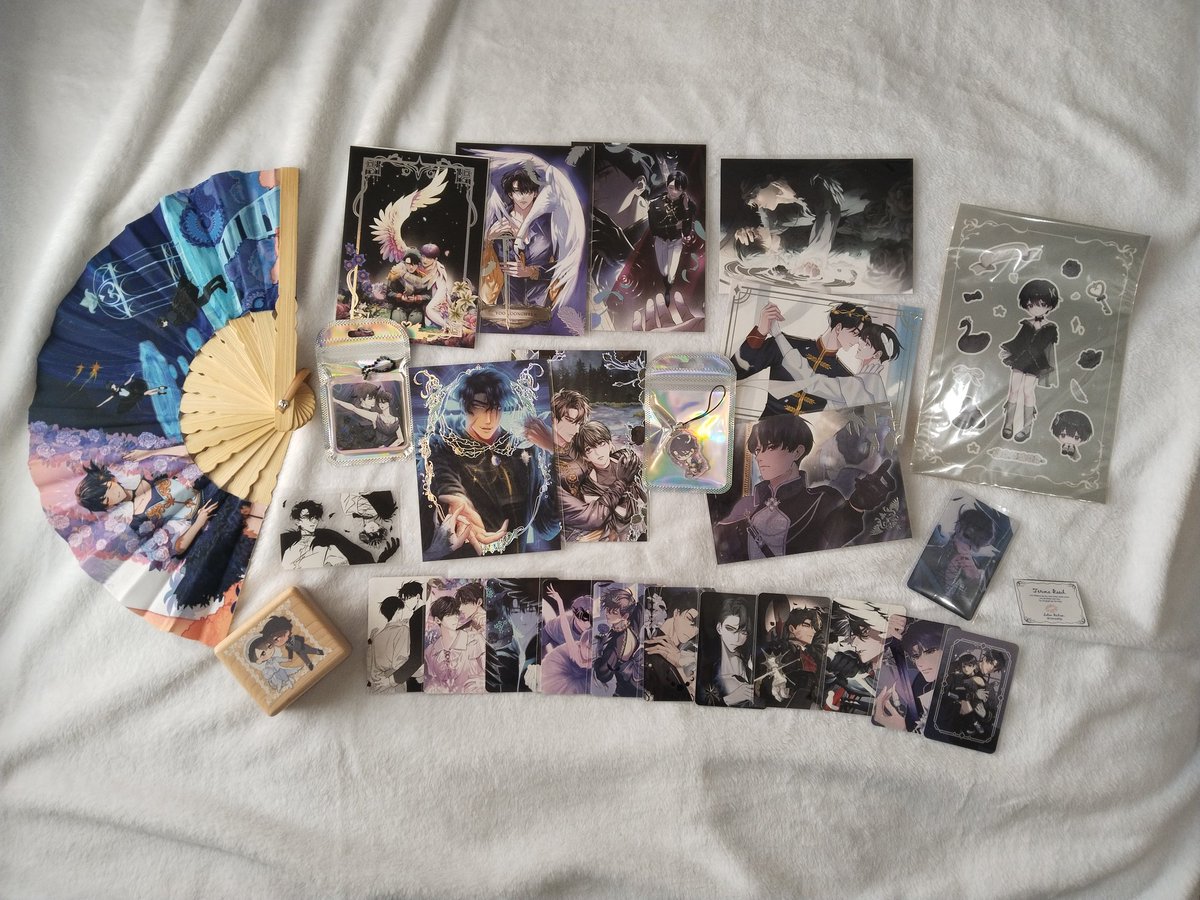 Rayyecl's tweet photo. Received so many freebies today, I had so much fun too!

Thank you for the freebies and thank you @JDEventsINA for organizing this event ˃ᴗ˂

Hope those who received my freebies like it, thank you so much for today.

#MonochromesEternalWaltz https://t.co/bxRvTTXu31