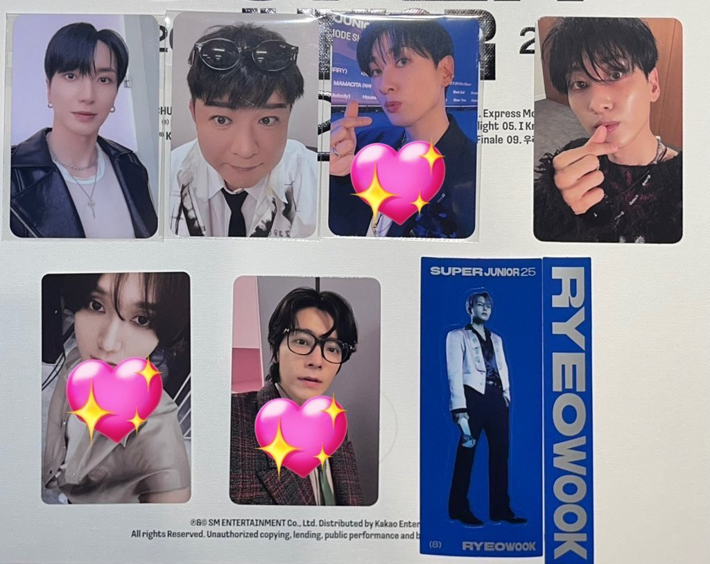 ho8woo's tweet photo. 12th album #SuperJunior25 
交換お願いします😣

【譲】SMINI イトゥク　
PHOTO BOOK シンドン
ステッカー リョウク
SMINI、PHOTO BOOK、25、mumo特典トレカ　イトゥク　ウニョク　シンドン　

【求】 ヒチョル

3枚目も交換探しています🙏

スジュ　SJ スーパージュニア　アルバム
ウニョク　ドンへ https://t.co/qLhAakkwSQ
