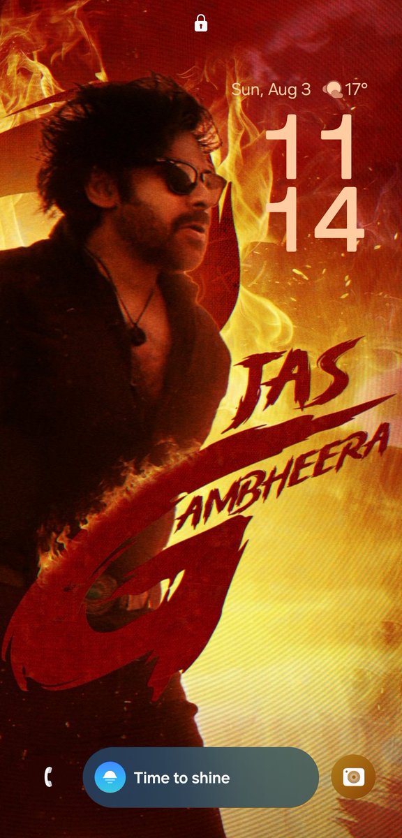 failurestench's tweet photo. Home screen eppudo update chesa...
Lock screen ippudu...
#OjasGambheera 
#FireStormIsComing https://t.co/mJW1WBZfBA