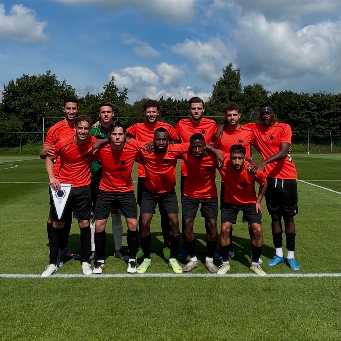 spelersvakbond's tweet image. Team VVCS aan de aftrap tegen @scHeerenveen ⚽️💫 #teamvvcs #heevvcs