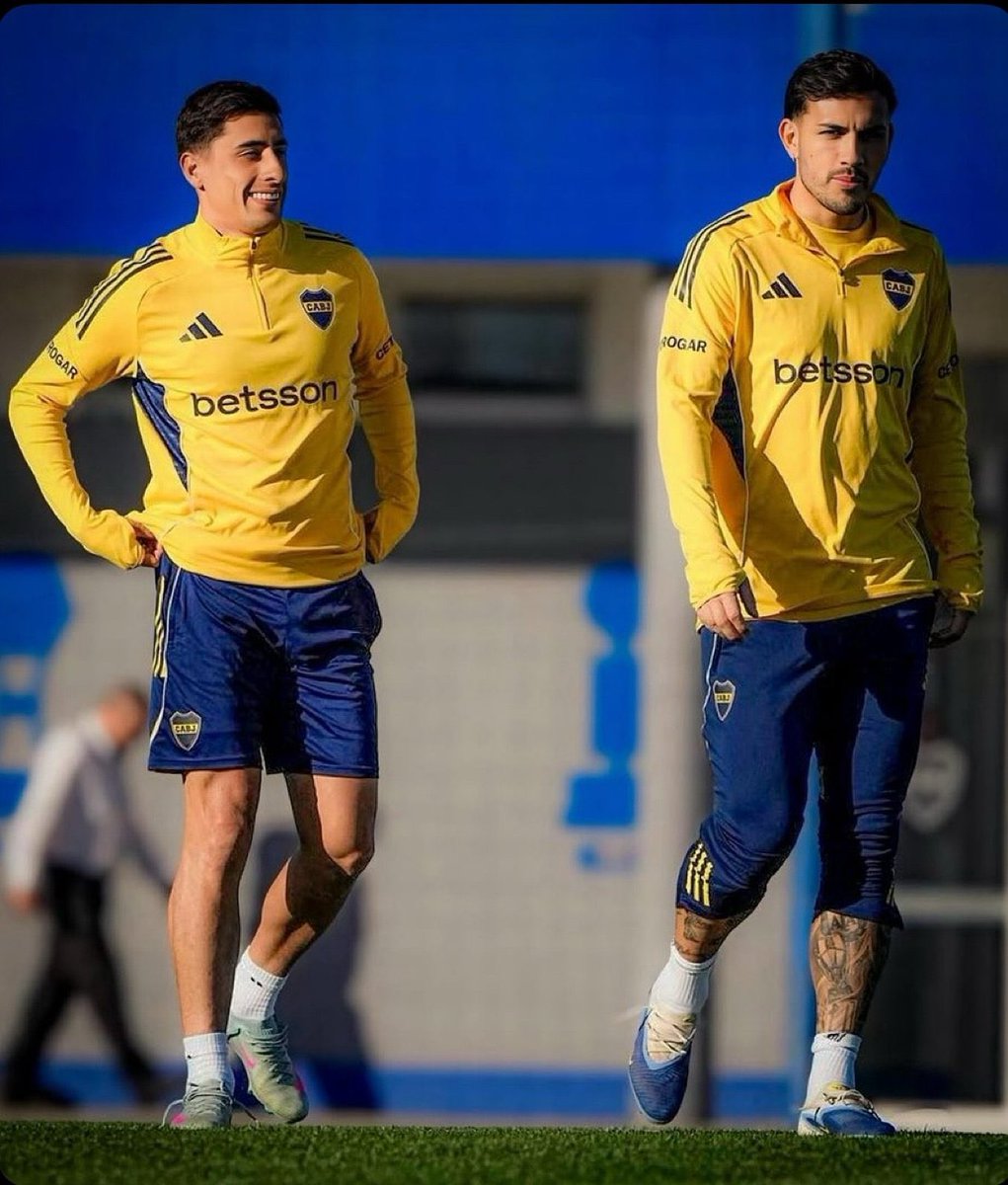RealMarcoColom's tweet photo. 💙💛💙😁 https://t.co/TjvRSg1ES1