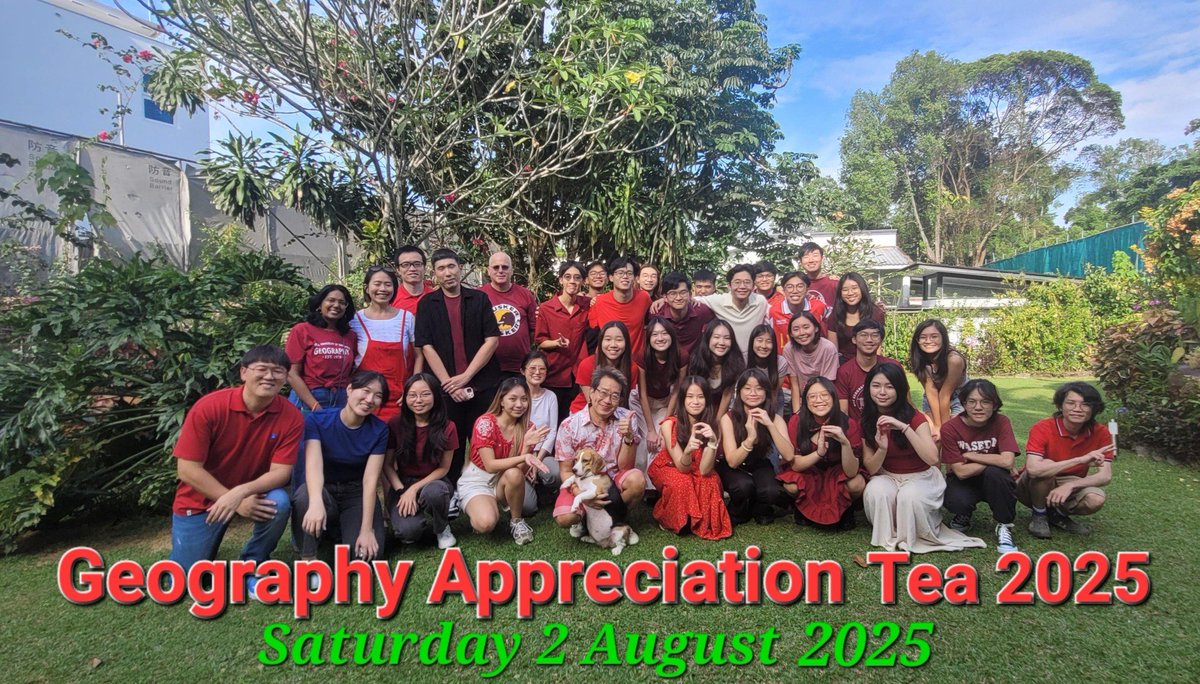 NUSgeog's tweet photo. NUS Geography Tradition: Geography Appreciation Tea 2025. Really appreciate all faculty and students in SERC. https://t.co/6WN6yV0ayv