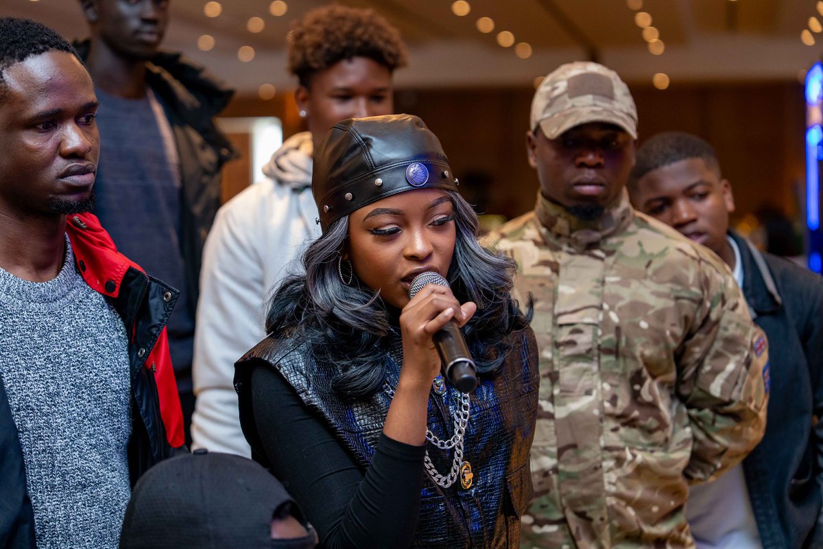 Players, LOCK IN!! The stakes couldn't be higher. By the end of the day we will have new FC25, Call of Duty Mobile and Mortal Kombat champions. Catch every action LIVE via youtube.com/live/2n_-e4JNd…. 🎮🔥 #BetikaEsportsShowdown <a href="/betikaKe/">Betika</a>