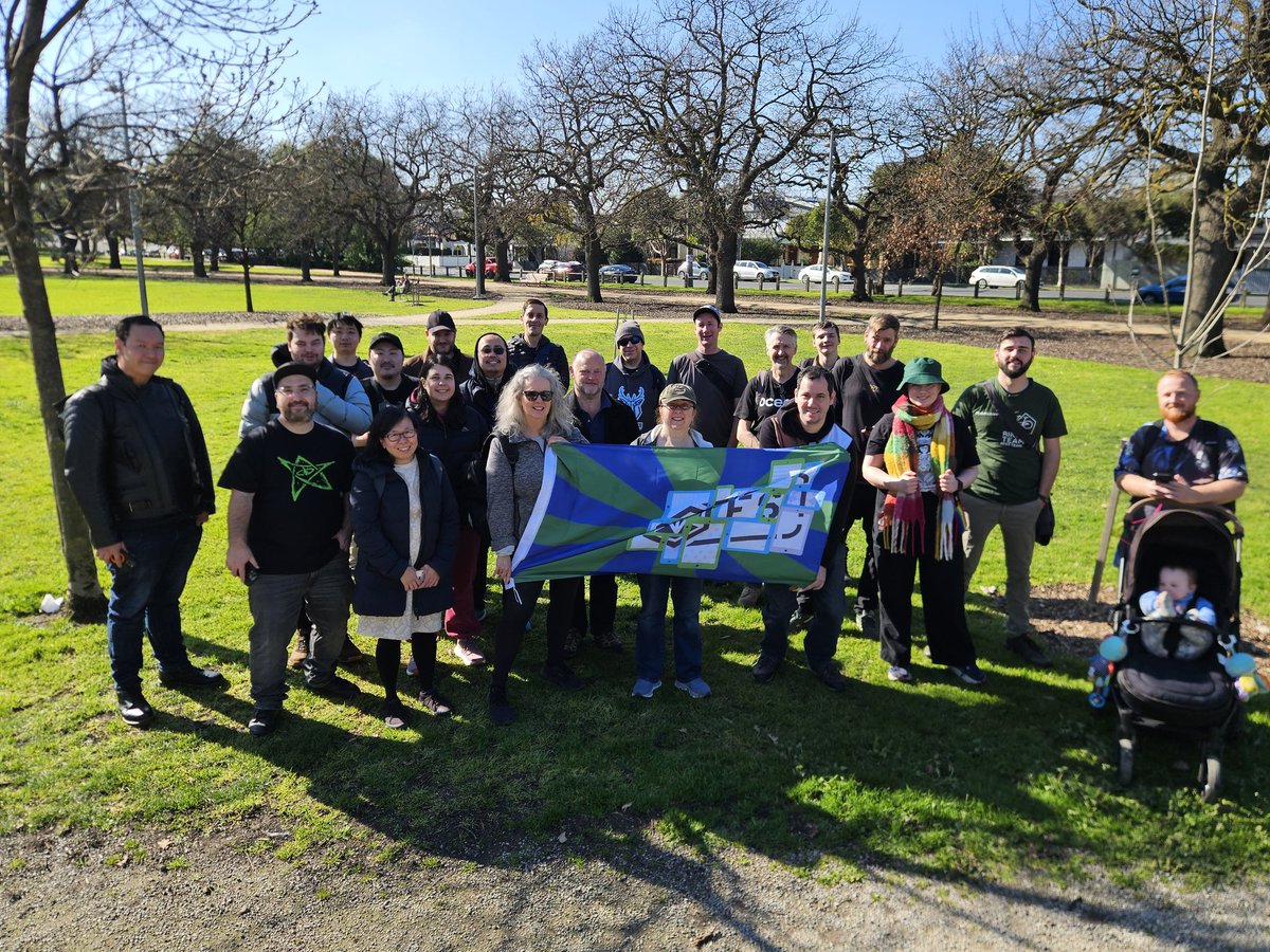ChatSpud's tweet photo. August FS for Melbourne!
A fabulous day in Richmond with loads of fun game play with some great company.
Thanks for coming along!
❤💚💙💛💙💚❤ 🌞☀️
#ingress #IngressFS @ingress @FevGames @NianticLabs #IngressMelb
@redfactionagent https://t.co/dkCqJy3BgN