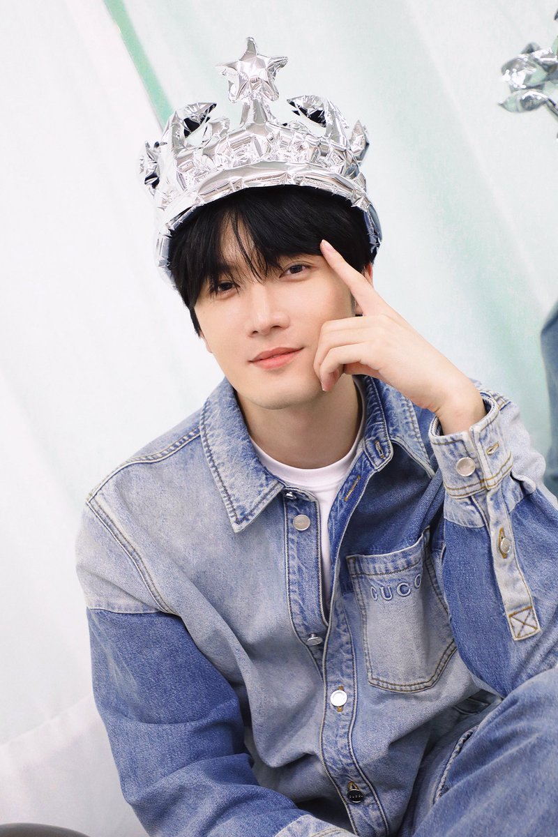 haikuankkk's tweet photo. Today is my birthday, thank you for being there all the time. I hope we can always be together！！ https://t.co/tR0badQCPA