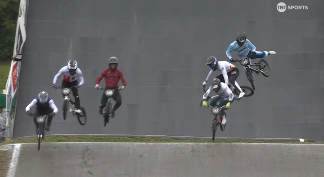 Welshracer's tweet image. no idea what on earth was going on here #Couchpeleton