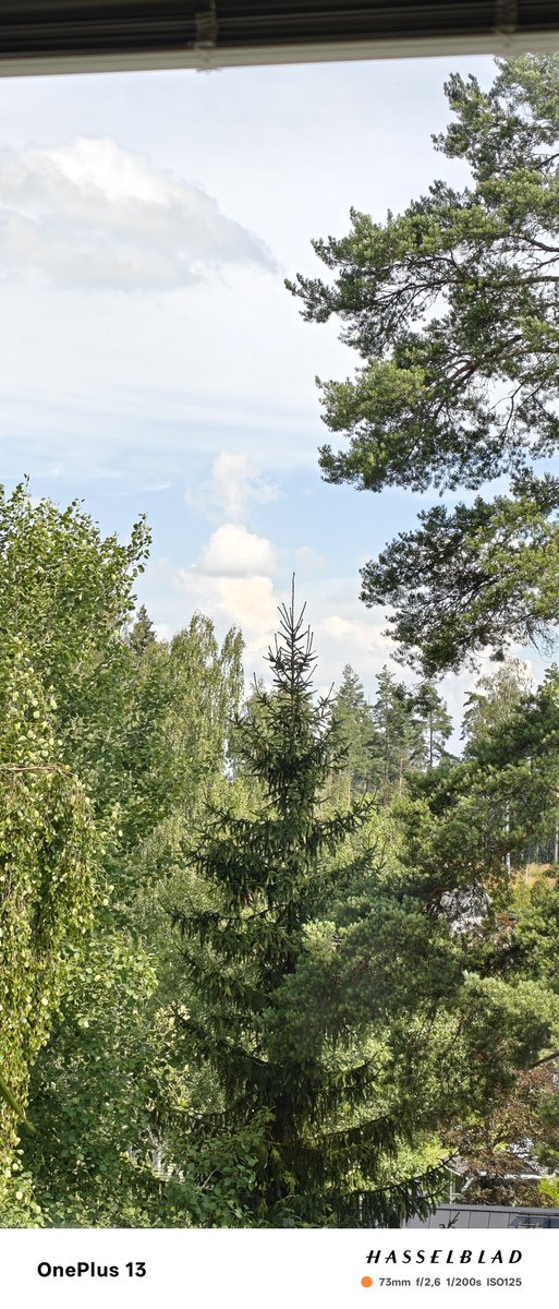 kajsundman's tweet image. #Sunnuntai #pilvi Toi pilvi kyllä muistuttaa jotain, mutta ei nyt millään tule mieleen mitähän? 🤔🍺