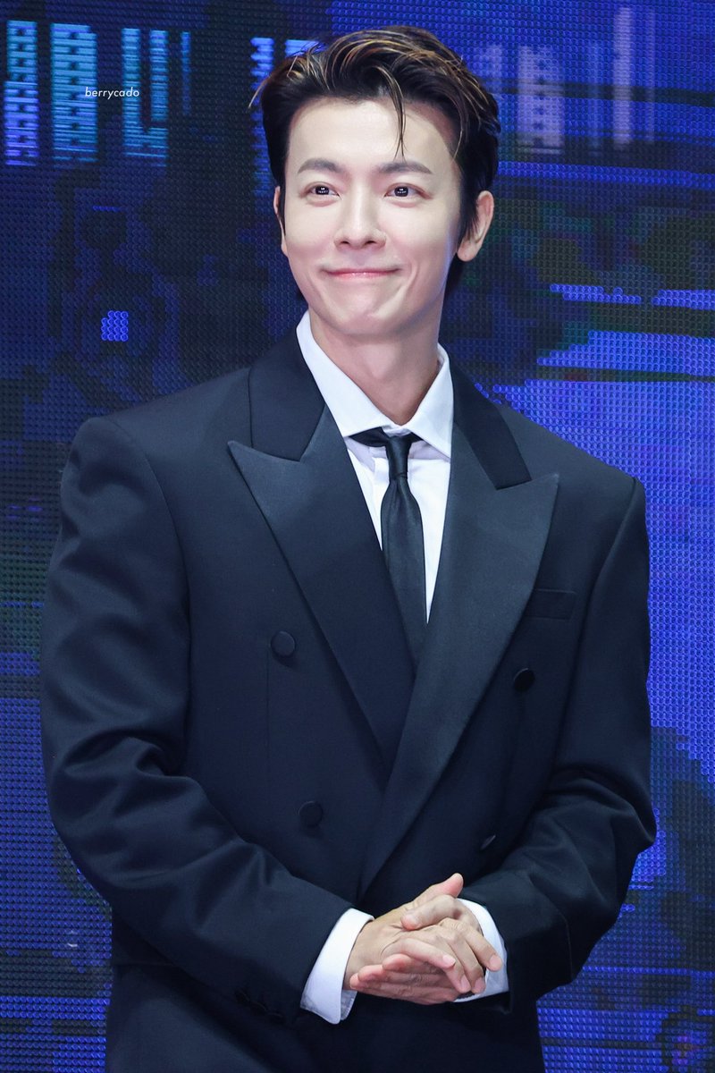 250802 SNH48 GROUP 12th Annual Audition &amp; Ceremony

＾＿＾

<a href="/donghae861015/">Super Junior 이동해</a> 
#동해 #이동해 #DONGHAE #ドンへ
<a href="/SJ_DnE_official/">SUPER JUNIOR-D&E official</a>
#슈퍼주니어DnE #SuperJuniorDnE