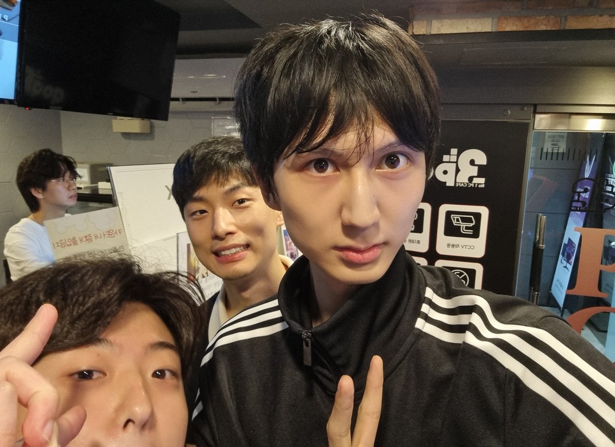 어나더류 비기 본진 휘젓기 ㅋㅋ