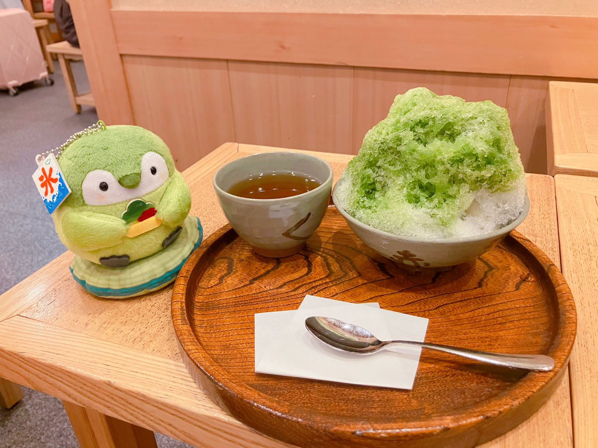 赤福氷をたびるのかい、コウペンちゃん