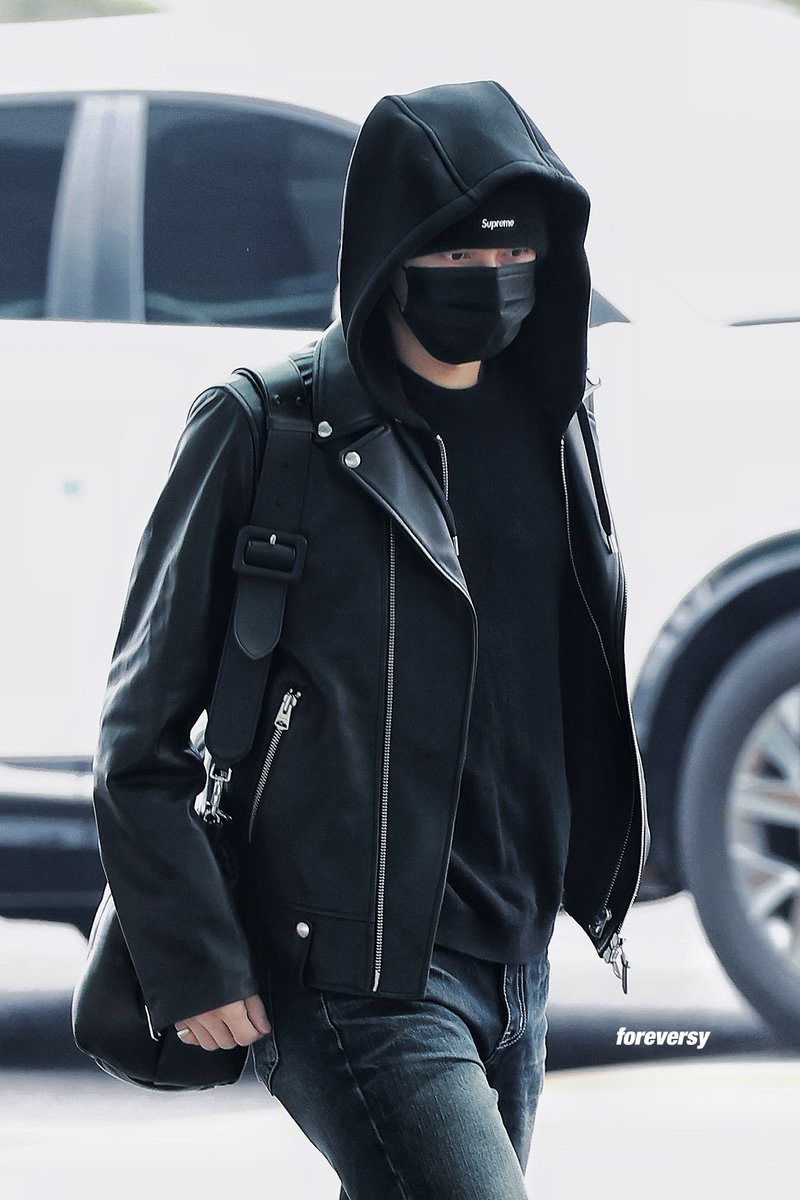 25 4.2

ICN出发 all black준😎

#SEVENTEEN #JUN #SEVENTEEN_JUN #문준휘 #준 #文俊辉