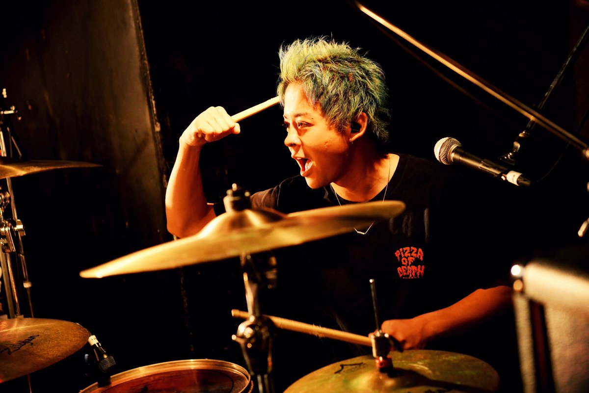 KUZIRA (@kuzirawkm) on Twitter photo STOMPIN’ BIRD pre.
“HIGH JACK"
8/2(土)
横浜F.A.D
STOMPIN’BIRD
ANGER FLARES
KUZIRA
photo by <a href="/H_and_A/">半田“H.and.A”安政</a> STOMPIN’ BIRD pre.
“HIGH JACK"
8/2(土)
横浜F.A.D
STOMPIN’BIRD
ANGER FLARES
KUZIRA
photo by <a href="/H_and_A/">半田“H.and.A”安政</a>