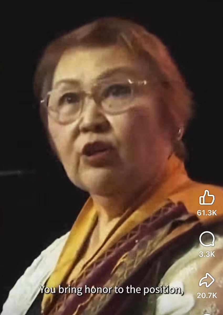 jesusfalcis's tweet photo. Maris Diokno, sister of Atty. Chel Diokno, brilliantly said in a commencement speech:

“Ang karangalan, halimbawa, ay hindi nanggagaling sa katungkulan, kahit pa man "Your Honor" ang tawag sa nakaupo sa poder.

Sa totoo, marami sa binabating "your honor" ay wala talagang honor. Honor is not built into the position. We all know that appointments and elections to office do not always yield the best or the most appropriately able.

So the position does not confer honor. You bring honor to the position not the other way around.”

#YourHonor
#Dishonor