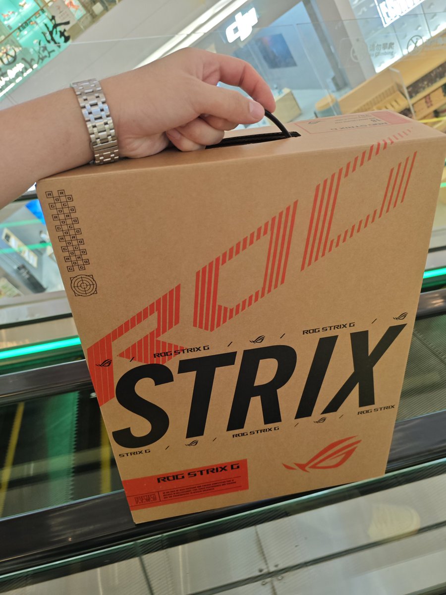 沐浴雨中的兔子🏳️‍⚧️ tweet media