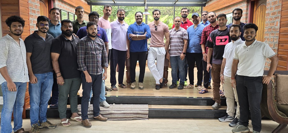 Ravindra_PE's tweet image. Just wrapped up &apos;Trade From Hills&apos;. Incredible turnout - thank you all! What started as casual dinner conversation became reality in under 3 weeks. Huge thanks to @vikramfirstock for making it happen 🙏
Witnessed amazing respect, friendship, bonding &amp;amp; tons of learning. Plus…