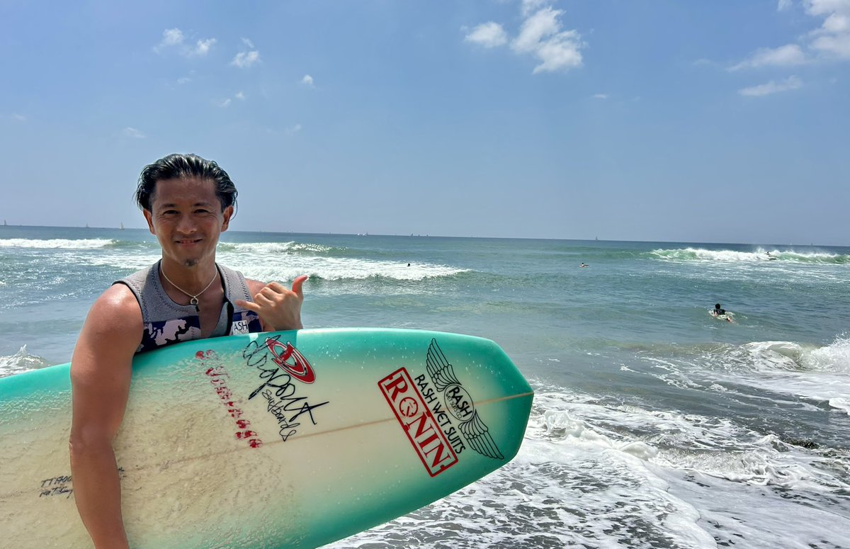 8年ぶりのサーフィン いつもの仲間と良い波が変わらずにそこにありま