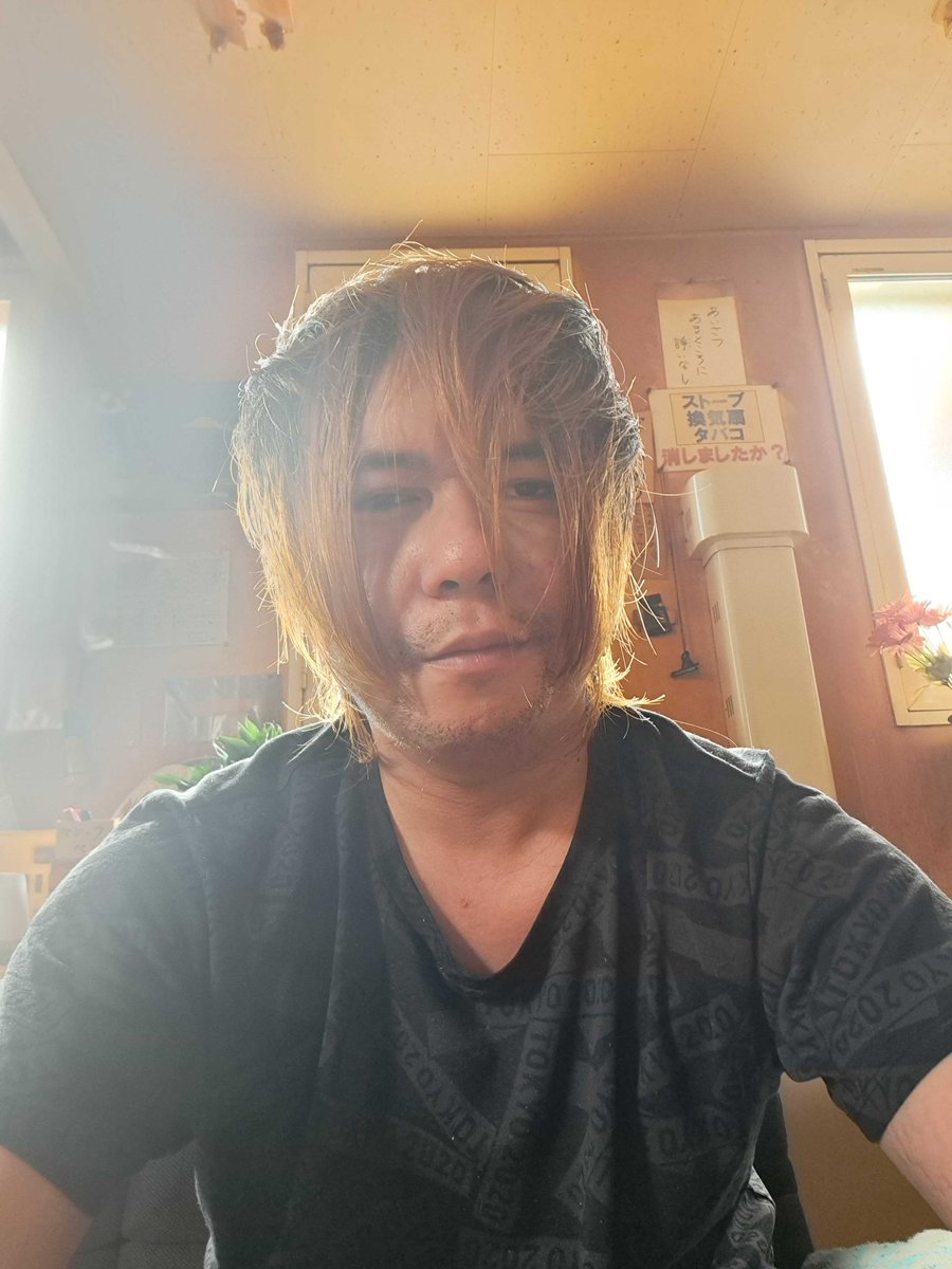 JC58152380's tweet photo. アピールオーラ捧げます。 https://t.co/RVqyYYjYhf