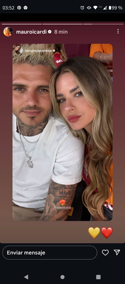 Wandi disfrutando fiestón con las pekes 
Y la flia Icardi en rosario y  maurito postiando foto con la tati a las 03:50 de la Madrugada lloro  😂😂😂😂😂