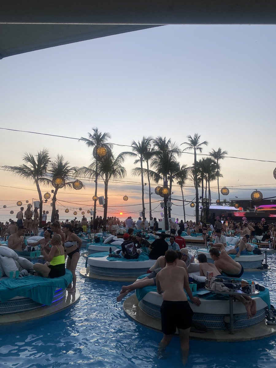 Prajjwol49's tweet photo. The hottest beach club under the sun. https://t.co/FC8N3AYGwd