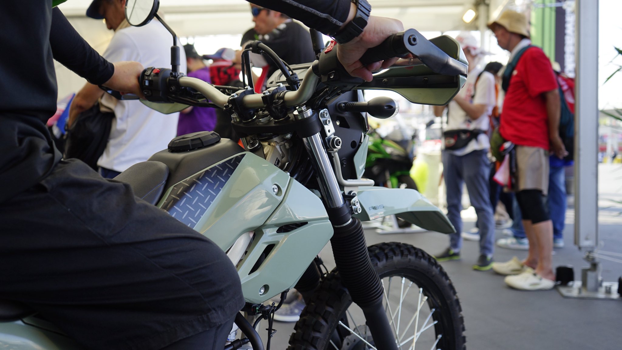 メル太郎さま専用　Kanazawapoles ファイル:伊豆箱根鉄道3000系 運転台（3011）.jpg - Wikipedia