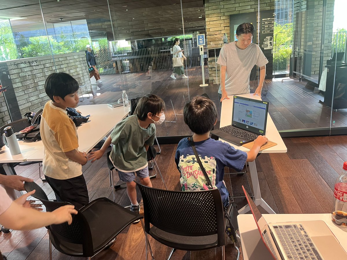 ippey_s's tweet image. CoderDojo枚方してました! #CoderDojo #CoderDojo枚方