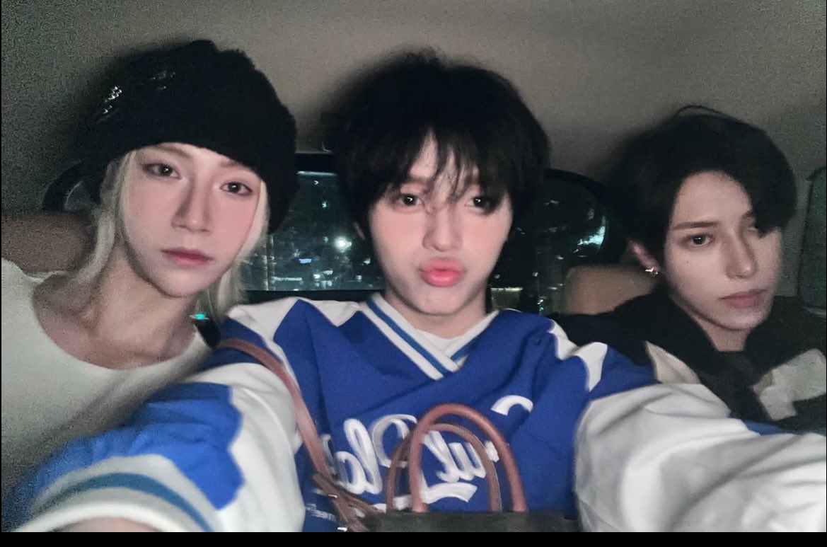 kiwipjy_'s tweet photo. 빙화 펑진위 장지아하오 !!!!!

펑진위진짜너무귀여워서보쌈해가고싶다
우리진위일로와… 🫳🏻🫳🏻 https://t.co/Yw1OXavq3Q