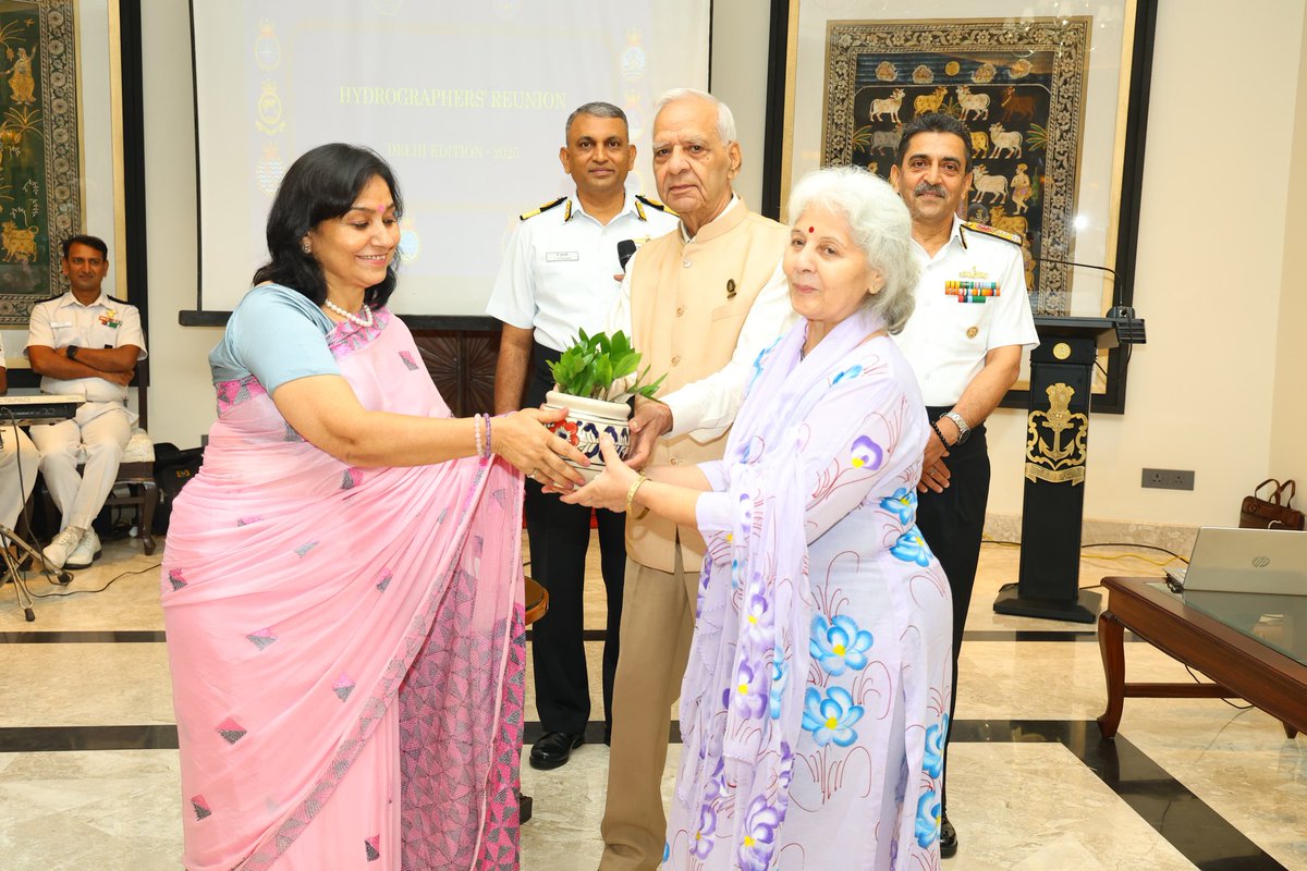 PRODefDehradun's tweet image. Vice Admiral Lochan Singh Pathania #ChiefHydrographer, hosted a #HydrographersReunion on 02 Aug 25. 
The event brought together #serving and #veteran professionals for a meaningful evening of reconnection and reflection. The event featured valuable #experiencesharing, insightful