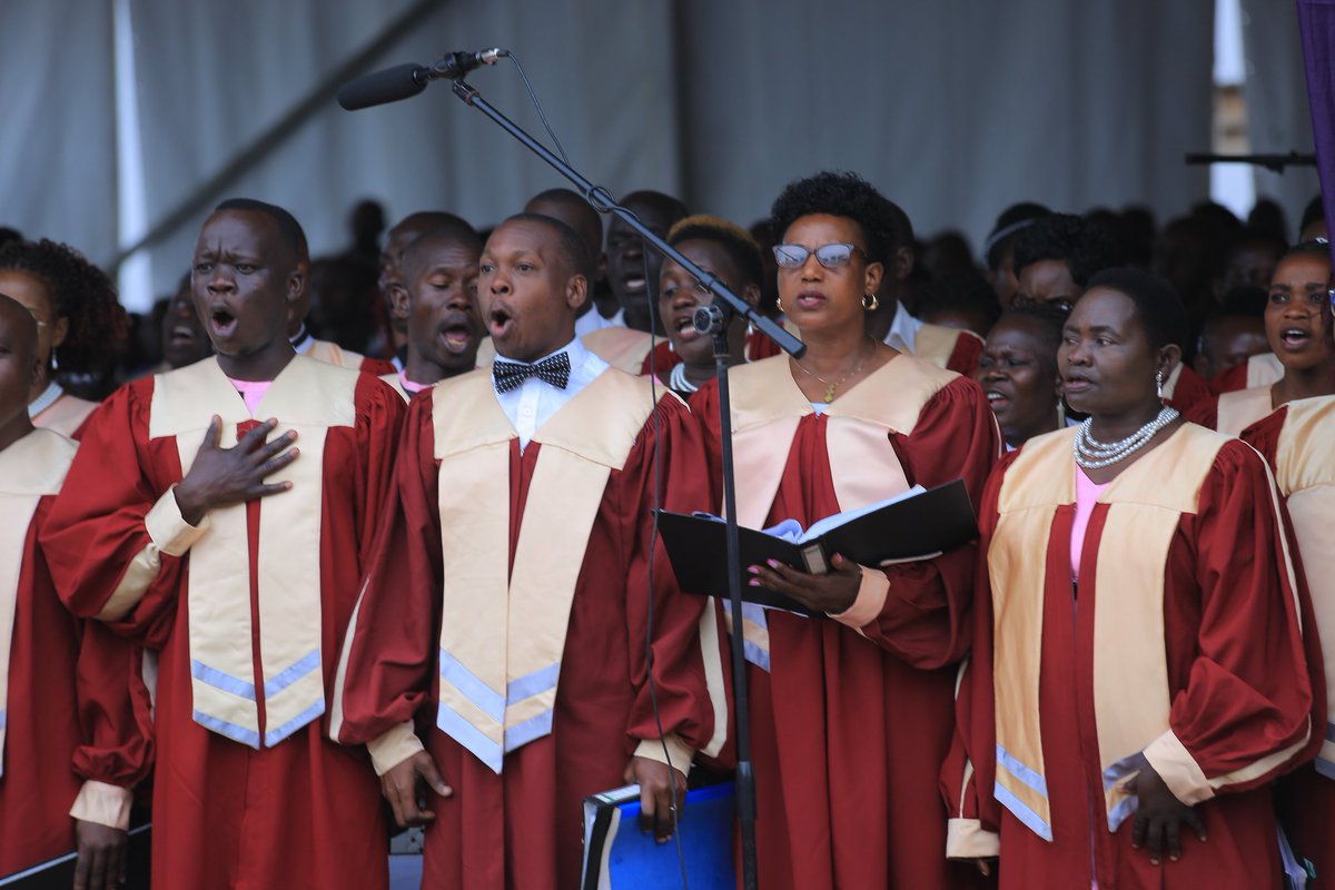 coufamilytv's tweet photo. With powerful voices and heartfelt praise, the Masindi-Kitara Choir is lifting the atmosphere at St. Matthew’s Cathedral.
What a glorious sound as we celebrate this historic consecration day.
Truly, the joy of the Lord is our strength.
#updates #EnrichingLives #BishopConsecration #MasindiKitaraDiocese