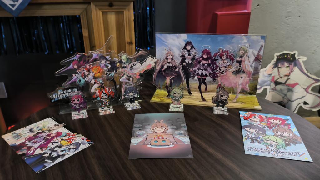 Kazeryu0's tweet photo. Happy early birthday #holoUnityMY https://t.co/BodTUwGOC2