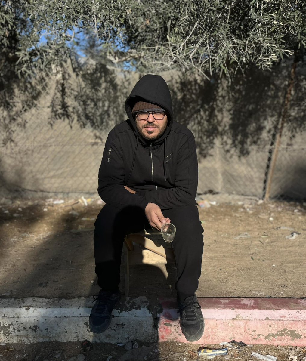 Setmana final per ajudar a Alaa, cineasta de Gaza.

Tenim fins al 10 agost per reunir 14.000 euros.

Tenim ja 11.140€ de 182 contribucions.

suportgaza.aixeta.cat