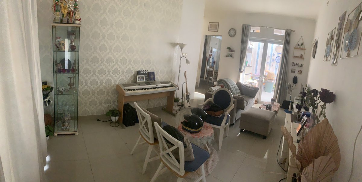 Irsyadravi's tweet photo. Rumah ini gak bisa bikin kamu auto kaya.
Tapi bisa bikin kamu:
✔️ tidur nyenyak
✔️ kerja WFH tanpa gangguan
✔️ kemana-mana gampang
Dijual 1,65M (Bisa nego)
Wellington Residence F27 – Pamulang, Tangsel
LT 175 | LB 105 | 2 lantai 

Info lengkap : https://t.co/0CEFsopqFI
atau dm https://t.co/SaMGbLEzfb