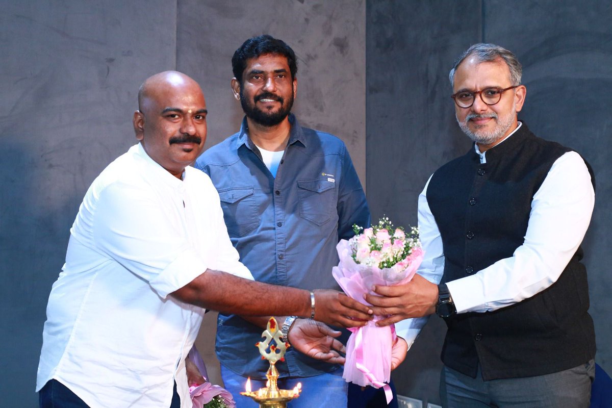 onlynikil's tweet photo. Welcoming #IPClimb by @ProducerBazaar, your legal shield for Film Rights!
From script to screen, weβve got creators, producers & rights holders covered.
Built by experts. Backed by law.
https://t.co/4TEsWYGivB
@producerbazaar @gkthoughts_ @bharathvathul @vijaydingari https://t.co/xecd3QcWUc