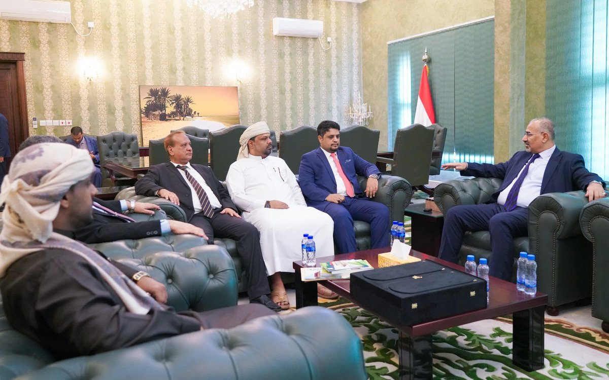 الرئيس الزُبيدي يطّلع على جهود قيادة جامعة المهرة في تطوير التعليم الأكاديمي بالمحافظة
stcaden.com/posts/30292