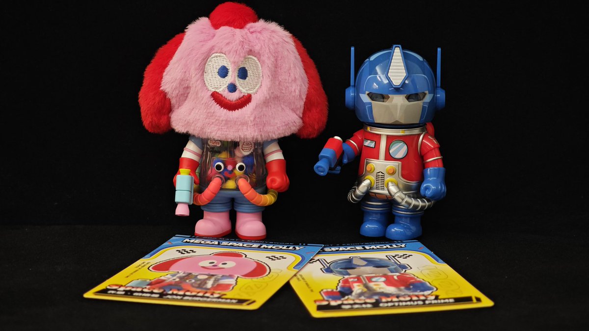 victorleezz's tweet image. 前日買咗100%周年系列4先記起之前經WeChat小程式進入 #泡泡玛特抽盒机 抽咗另一系列Space Molly😅。 
#popmark #MEGASPACEMOLLY 100%×emoji系列 
#笑 #LAMO #有点小坏 #LILDEVIL #憔悴版 #WORNOUT