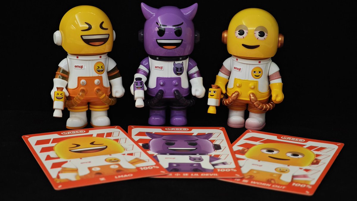 victorleezz's tweet image. 前日買咗100%周年系列4先記起之前經WeChat小程式進入 #泡泡玛特抽盒机 抽咗另一系列Space Molly😅。 
#popmark #MEGASPACEMOLLY 100%×emoji系列 
#笑 #LAMO #有点小坏 #LILDEVIL #憔悴版 #WORNOUT