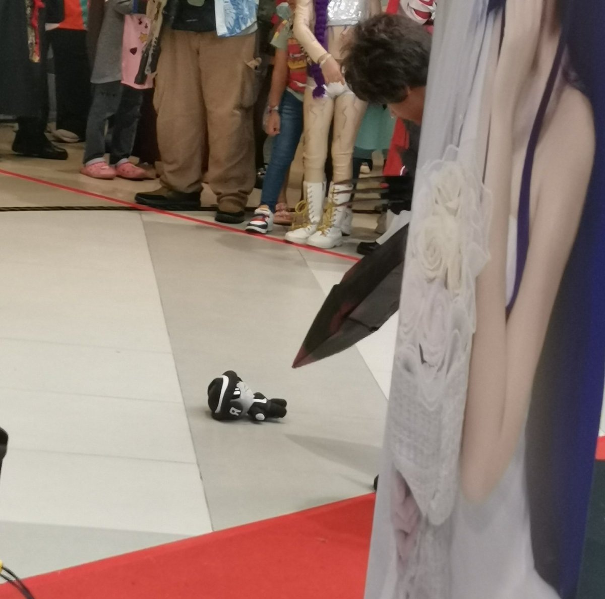 SOMEBODY COSPLAYED FORSKAEN JOHN DOE AND THIS IS THE ONLY PCITURE I HAVE