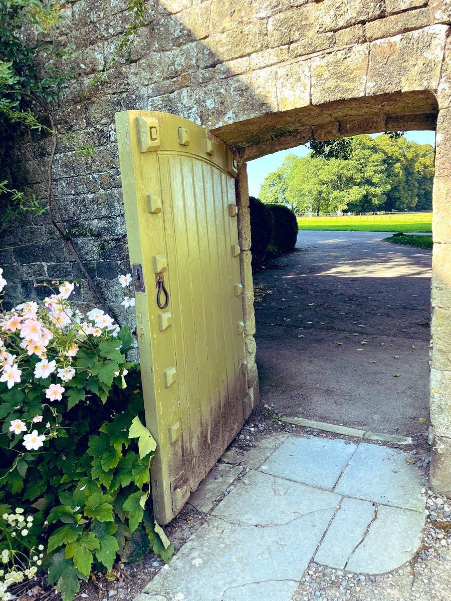 “This other doth command a little door, which from the vineyard to the garden leads.” #MeasureForMeasure #ShakespeareSunday