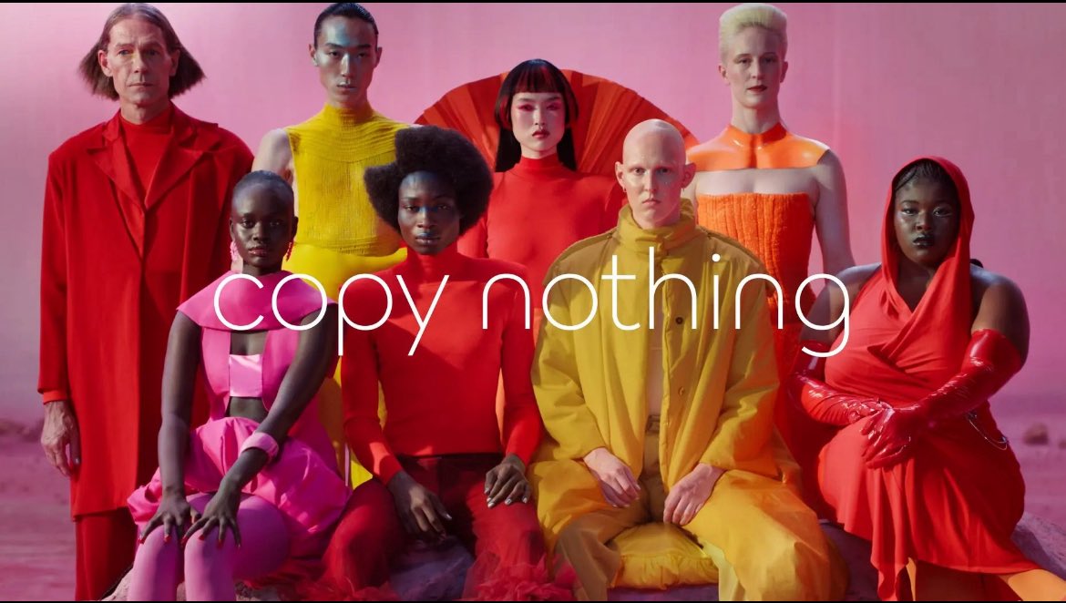 Georg_Pazderski's tweet image. JAGUAR ❗️

So ruinierte WOKE eine der kultigsten Luxusmarken der Welt.

Nach einer viralen WOKE-Werbung ohne Autos, ohne Männer, ohne Ahnung und einem Umsatzrückgang im April 2025 von 97,5% tritt der CEO zurück.

Im April 2025 verkaufte man nur noch 49 Autos (April 2024: 1.961).