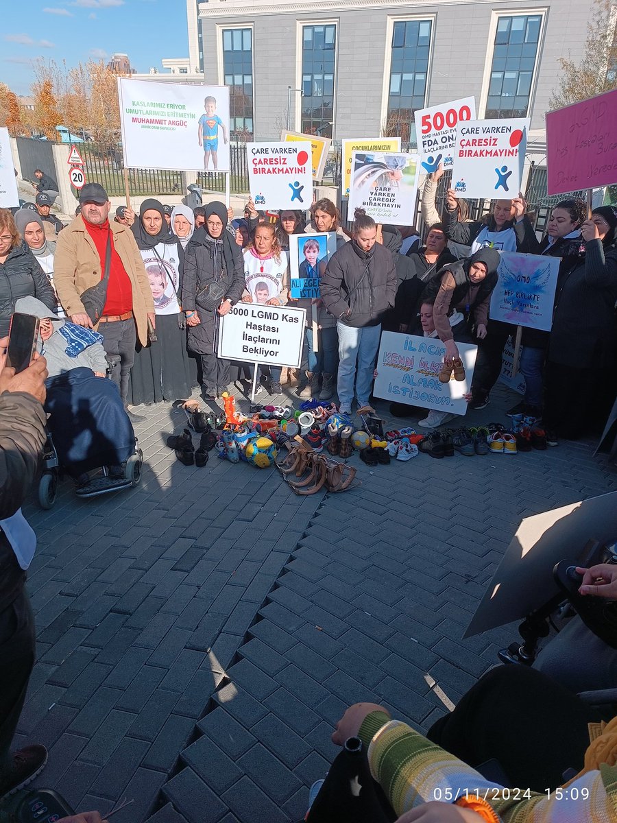 Kortizona alternatif umut: Vamorolone Türkiye’ye gelsin! #DMDtedaviBekliyor  <a href="/saglikbakanligi/">T.C. Sağlık Bakanlığı</a> <a href="/drmemisoglu/">Prof. Dr. Kemal Memişoğlu</a> <a href="/suayipbirinci/">Doç. Dr. Şuayıp Birinci</a> <a href="/DrYerebakan/">Dr. Halit Yerebakan</a>
#SahteDiplomalılarıAçıklayın
#BurakAlanTutuklansın
#cumartesi