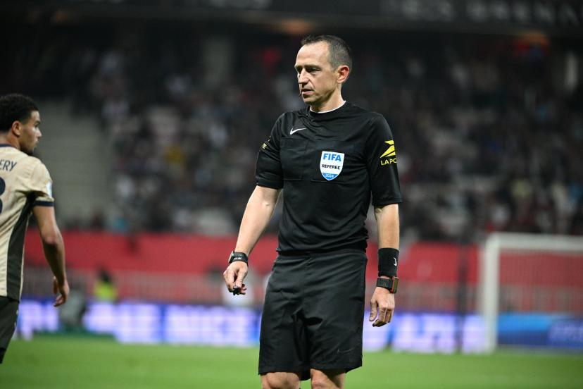 DoyensLeMedia's tweet image. Ruddy Buquet arbitrera le 1er match de @Ligue1 entre le @HAC_Foot et l&apos;@AS_Monaco samedi 16 août !

#HACASM