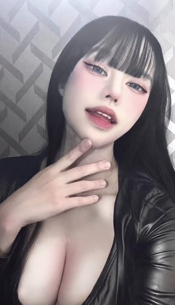 FEMDOMYR's tweet photo. 오빠들🖤잊지않았지❓🖤오늘도 구닝🖤
열심히🖤시🖤작🖤
예린이🖤손가락🖤보면서🖤열심히 핀셋자위🖤응🖤응🖤구닝🖤구닝🖤
예린이🖤입김에🖤자지🖤바들🖤바들🖤
더❓🖤더 도와줘❓🖤오빠🖤밑바닥까지🖤보여주면🖤예린이가🖤추🖤락 시켜줄게🖤 #섹트  #맘눌뎀 https://t.co/2RbQPM3hNB