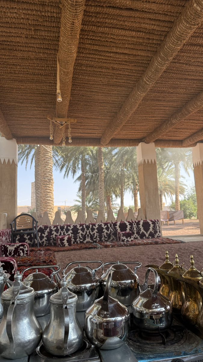 قال :  أبو بكر الصديق رضي الله عنه :

أصدق الصِّدق الأمَانَة وأكذب الكذب الخيانة. 

أصلح نفسك يصلح لك الناس. 

و إذا فاتك خير فأدركه، وإن أدركك فاسبقه.