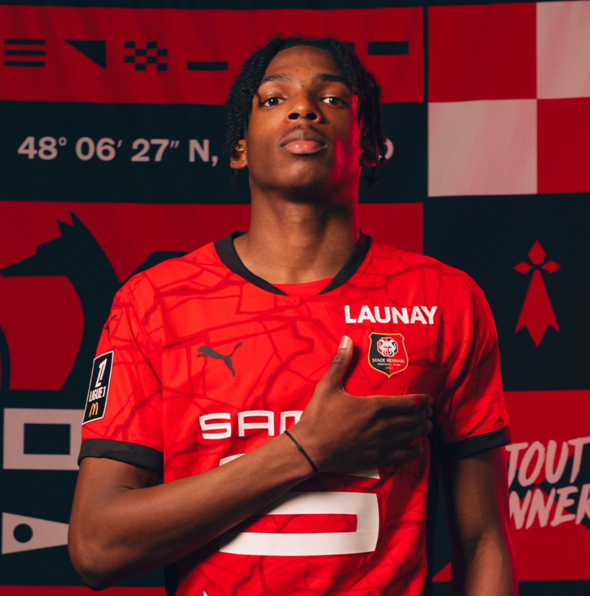 FabrizioSource's tweet image. 🚨🔴⚪️ Understand Arsenal have made initial contact to show interest in French 19 year old centre back Jérémy Jacquet.

Arsenal like Jacquet who recently signed new deal at Rennes until June 2029.

He’s on the list as option in case of exits this month… or eventually for 2026.