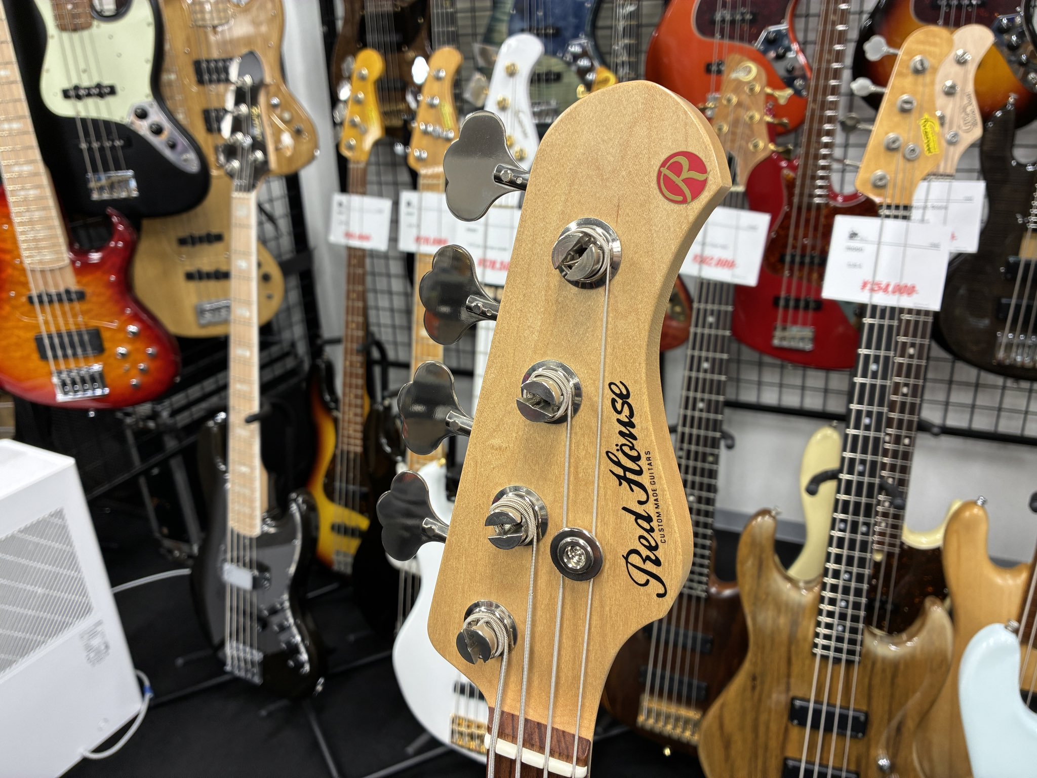 ベース Red House General PJ4 HVC Heavy Aged Sound Sample【Red House Guitars / General J 4st】 - YouTube